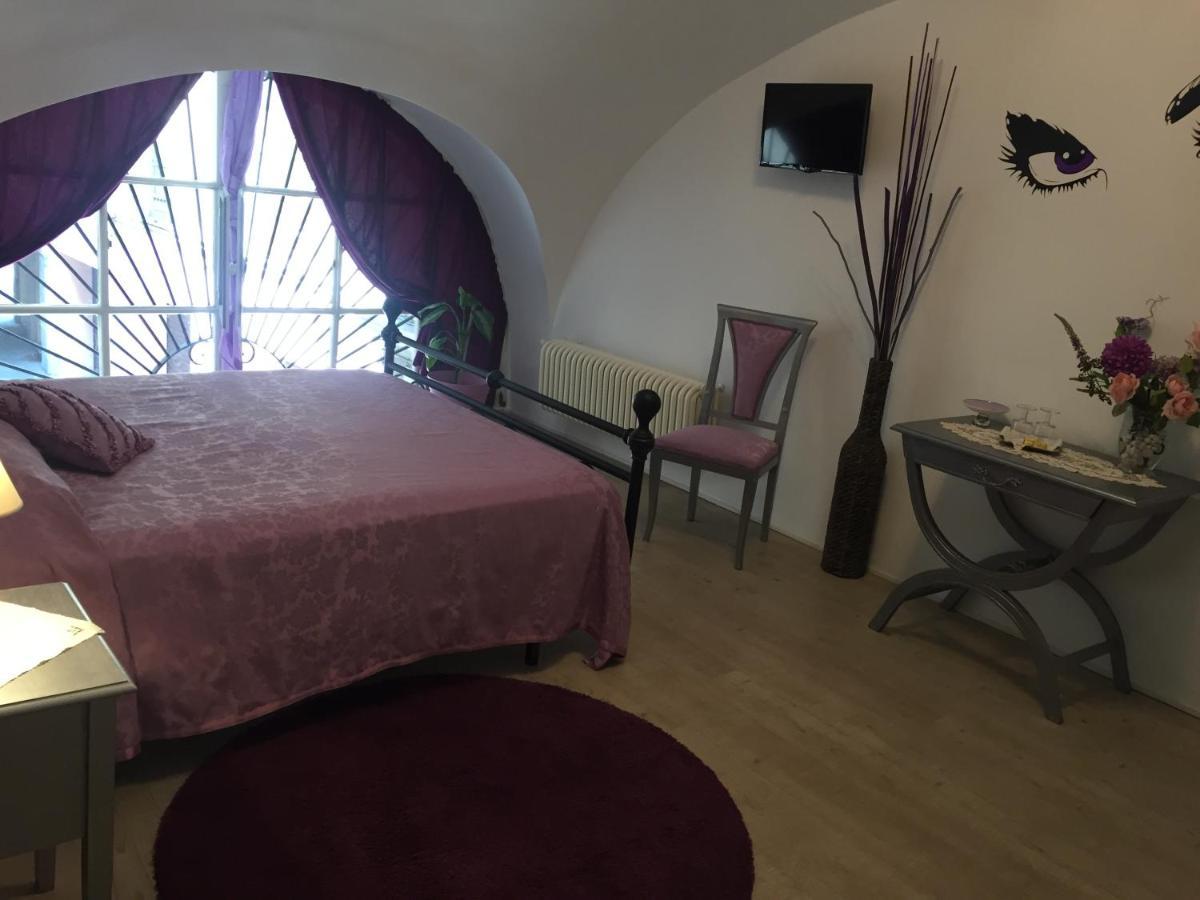 Tres Chic Bed and breakfast
